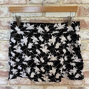 Tranquility by Colorado Clothing Skort | Size S | Black White Floral | EUC